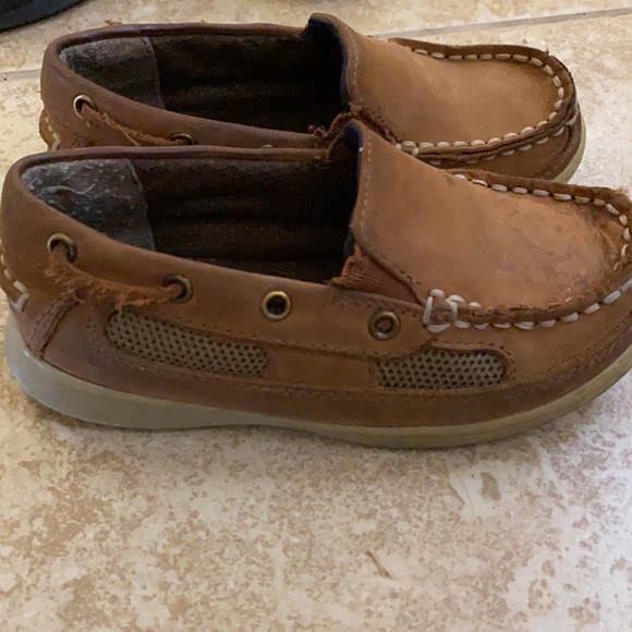 Cherokee Toddler Loafer Shoe - Picture 2 of 4